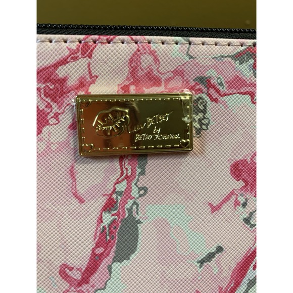 Betsey Johnson Small Marbled Pink Gray Small  Purse Wristlet Strap - Picture 3 of 8